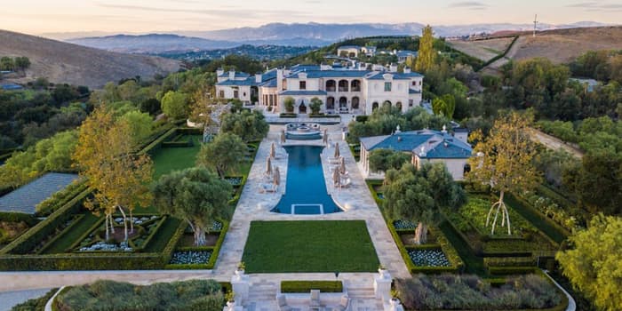 Billionaire Thomas Tull lists a small village in Thousand Oaks for $85 million